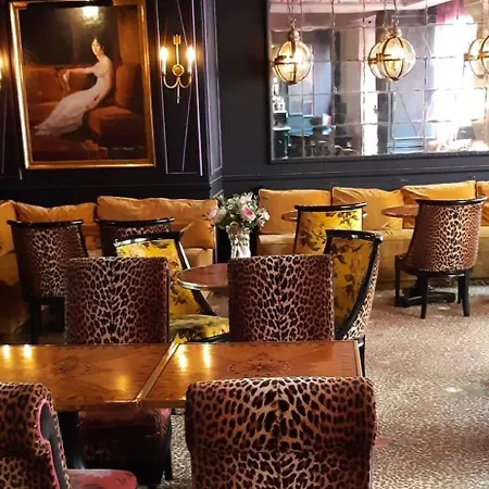 De Jobo 4* Paris