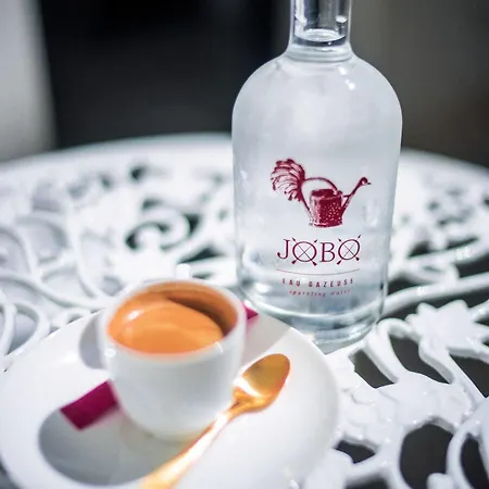De Jobo מלון